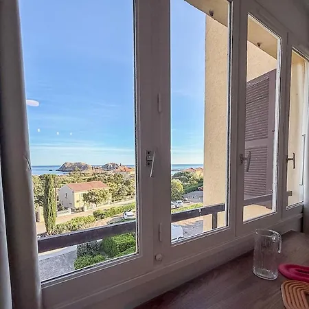 Vue Sur La L Ile De La Pietra Et Son Phare Apartment *